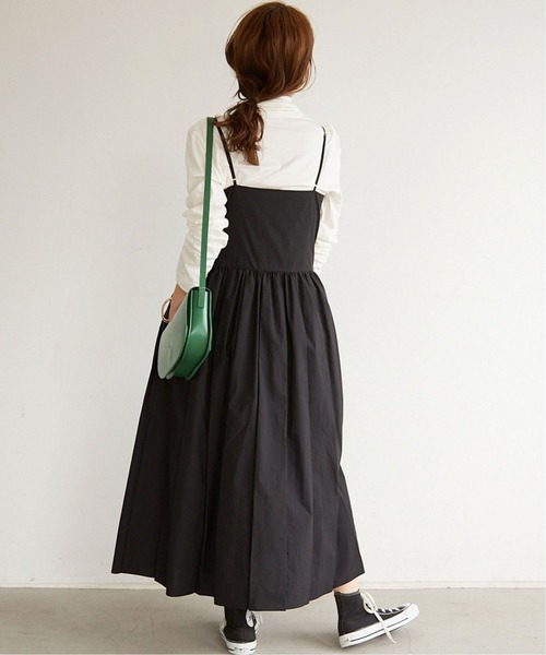 SLOBE IENA(スローブイエナ)の「タフタタックギャザーキャミワンピース【手洗い可能】◆(ワンピース・レディース・ブラック/グレー・FREE)」の19枚目の写真