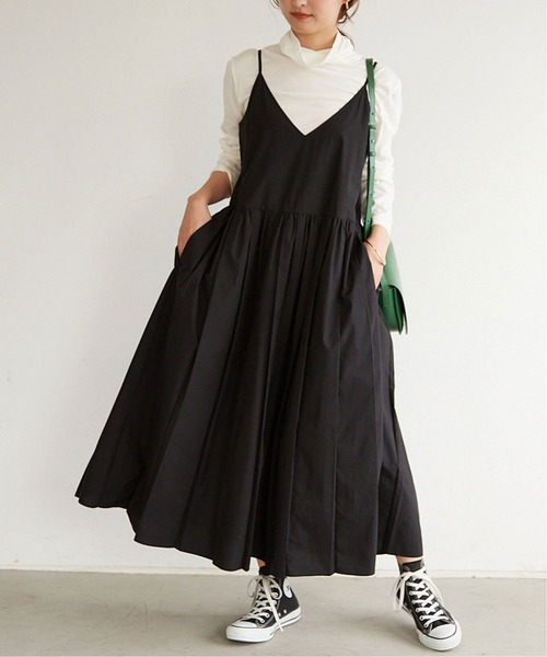 SLOBE IENA(スローブイエナ)の「タフタタックギャザーキャミワンピース【手洗い可能】◆(ワンピース・レディース・ブラック/グレー・FREE)」の6枚目の写真