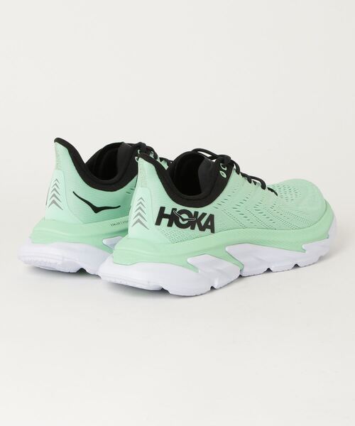 HOKA（ホカ）の「ホカ HOKA CLIFTON EDGE （スニーカー・メンズ・ライトグリーン・25.5cm/26.5cm/27.5cm/25.0cm/26.0cm/27.0cm）」の2枚目の写真
