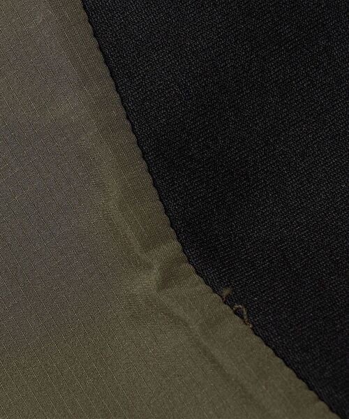 THE NORTH FACE（ザノースフェイス）の「THE NORTH FACE: VERSA ACTIVE NECK GAITER/バーサアクティブネックゲーター（ネックウォーマー/スヌード・メンズ・オリーブ/ブラック・ONE SIZE）」の11枚目の写真