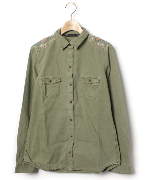 ZARA(ザラ)の「長袖シャツ(シャツ/ブラウス・レディース・グリーン・S)」の1枚目の写真