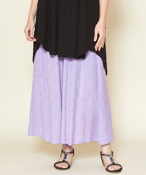 チャイハネ（チャイハネ）の「【チャイハネ】ボタニカル柄ジャカードワイドパンツ（その他パンツ・レディース・ブラック/ベージュ/パープル/レッド/グリーン/グレー/イエロー/オレンジ/ターコイズブルー・FREE）」の6枚目の写真