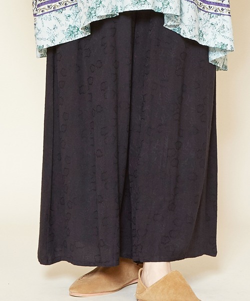 チャイハネ（チャイハネ）の「【チャイハネ】ボタニカル柄ジャカードワイドパンツ（その他パンツ・レディース・ブラック/ベージュ/パープル/レッド/グリーン/グレー/イエロー/オレンジ/ターコイズブルー・FREE）」の11枚目の写真