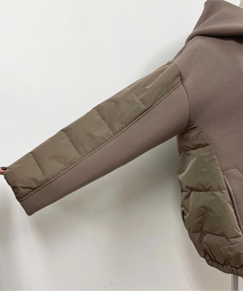 LUGIVA（ルギヴァ）の「ダンボールニットｘキルトダウンジャケット（ダウンジャケット/コート・レディース・ブラック/ブラウン/グレー・M）」の12枚目の写真