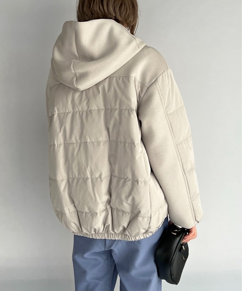 LUGIVA（ルギヴァ）の「ダンボールニットｘキルトダウンジャケット（ダウンジャケット/コート・レディース・ブラック/ブラウン/グレー・M）」の22枚目の写真