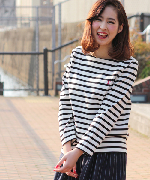 GIORDANO（ジョルダーノ）の「[GIORDANO]天竺ボーダー長袖Ｔシャツ（Tシャツ/カットソー・レディース・ブラック/グレー/ネイビー/ピンク・FREE）」の2枚目の写真