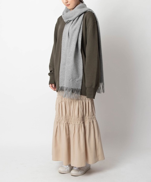 A.P.C.(アーペーセー)の「A.P.C. Ambroise アー・ペー・セー アンブローズ 刺繍入り マフラー(マフラー・レディース・ブラック/キャメル/ダークネイビー/グレー・FREE)」の9枚目の写真