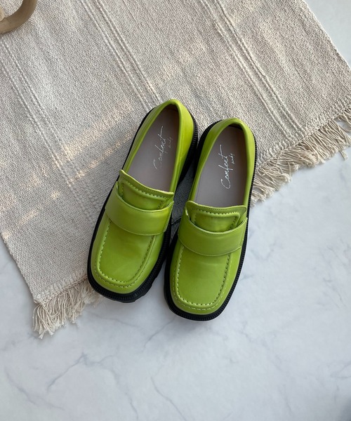 AS KNOW AS plus（アズノゥアズプラス）の「厚底スクエアローファー（ローファー・レディース・ブラック/グレー/ライム/アイボリー・M/L）」の12枚目の写真