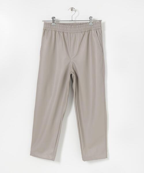 ITEMS URBANRESEARCH(アイテムズ アーバンリサーチ)の「ヴィーガンレザー イージーパンツ(その他パンツ・メンズ・ブラック/グレー/オフホワイト・MEDIUM/LARGE)」の7枚目の写真