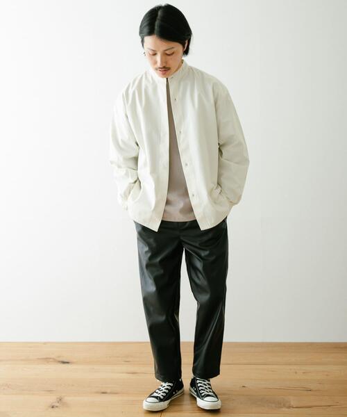 ITEMS URBANRESEARCH(アイテムズ アーバンリサーチ)の「ヴィーガンレザー イージーパンツ(その他パンツ・メンズ・ブラック/グレー/オフホワイト・MEDIUM/LARGE)」の9枚目の写真