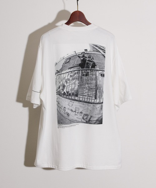 JANESMITH(ジェーンスミス)の「JANESMITH ジェーンスミス / ANTHONY IN BROOKLYN SHORT SLEEVE T-SHIRT グラフィックプリントビッグシルエットTシャツ / 22WCT-#456S-MO(Tシャツ/カットソー・レディース・ホワイト/ブラック・SMALL/MEDIUM/LARGE/X-LARGE)」の6枚目の写真