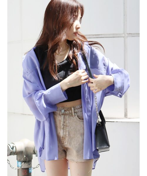 EVRIS(エヴリス)の「シアーオーバーシャツ(シャツ/ブラウス・レディース・ホワイト/ブラック/ブルー/その他1・FREE)」の1枚目の写真