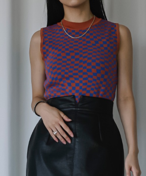 Ezick（エジック）の「サイドカットチェッカータンク（タンクトップ・レディース・ダークブラウン/オレンジ/ライトグリーン・FREE）」の3枚目の写真