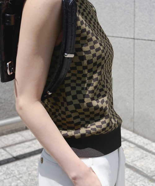 Ezick（エジック）の「サイドカットチェッカータンク（タンクトップ・レディース・ダークブラウン/オレンジ/ライトグリーン・FREE）」の13枚目の写真