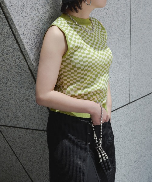 Ezick（エジック）の「サイドカットチェッカータンク（タンクトップ・レディース・ダークブラウン/オレンジ/ライトグリーン・FREE）」の14枚目の写真