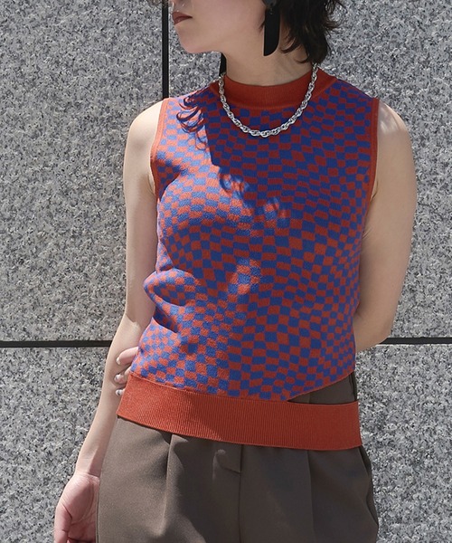 Ezick（エジック）の「サイドカットチェッカータンク（タンクトップ・レディース・ダークブラウン/オレンジ/ライトグリーン・FREE）」の9枚目の写真