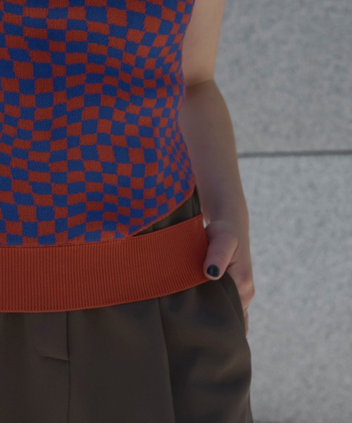 Ezick（エジック）の「サイドカットチェッカータンク（タンクトップ・レディース・ダークブラウン/オレンジ/ライトグリーン・FREE）」の18枚目の写真