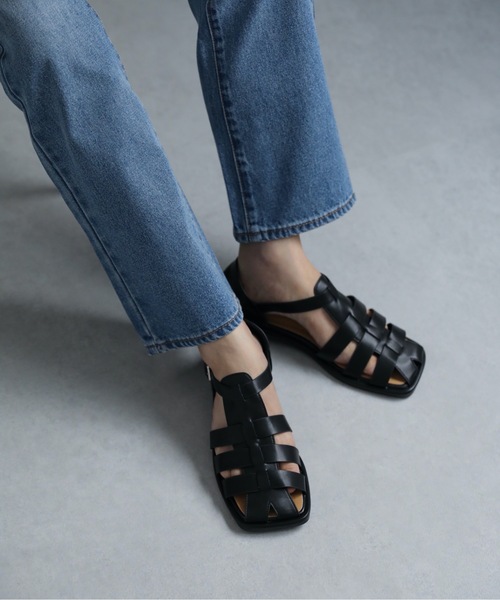 ap retro(アプレトロ)の「グルカサンダル(サンダル・レディース・ブラック/アイボリー・MEDIUM/LARGE)」の11枚目の写真