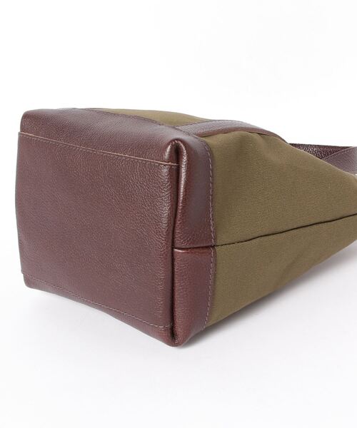 IL BISONTE（イルビゾンテ）の「ILBISONTE / CANVAS x LEATHER / TOTEBAG（トートバッグ・レディース・ブラック系その他/ブラック/ブラックミックス/その他2・FREE）」の5枚目の写真