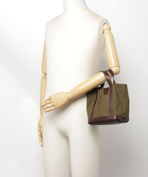 IL BISONTE（イルビゾンテ）の「ILBISONTE / CANVAS x LEATHER / TOTEBAG（トートバッグ・レディース・ブラック系その他/ブラック/ブラックミックス/その他2・FREE）」の7枚目の写真