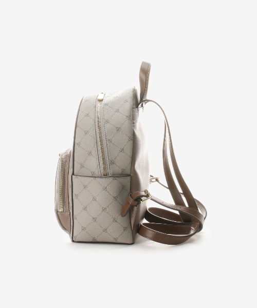 & chouette(アンドシュエット)の「モノグラム リュック(バックパック/リュック・レディース・グレイッシュベージュ/ダークブラウン・FREE)」の15枚目の写真