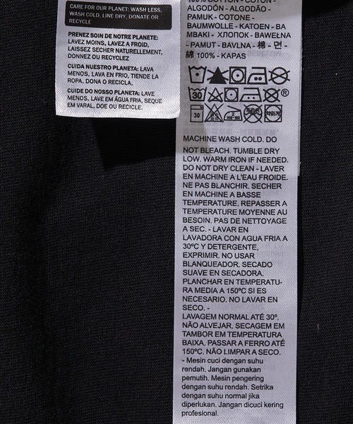 Levi's(リーバイス)の「Levi's/リーバイス SILVERTAB リラックスフィット Tシャツ STAR ブラック(Tシャツ/カットソー・メンズ・マルチ・M/XL/L/S)」の6枚目の写真