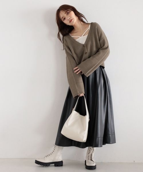 mysty woman（ミスティウーマン）の「カノコ編みショートカーディガン