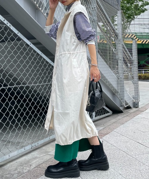 CIAOPANIC（チャオパニック）の「【SETアイテム】マルチウェイキルティングジャケット付きモッズベスト（ノーカラーコート・レディース・アイボリー/カーキ・SMALL/MEDIUM）」の9枚目の写真