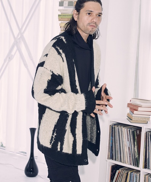ADAM PATEK(アダムパテック)の「mcg3094- mohair mixed cardigan zebra カーディガン(カーディガン/ボレロ・メンズ・オフホワイト/ブルー・3/1/2)」の12枚目の写真