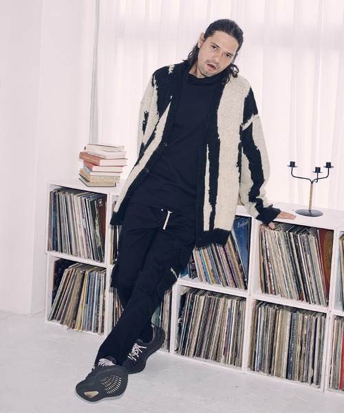 ADAM PATEK(アダムパテック)の「mcg3094- mohair mixed cardigan zebra カーディガン(カーディガン/ボレロ・メンズ・オフホワイト/ブルー・3/1/2)」の14枚目の写真