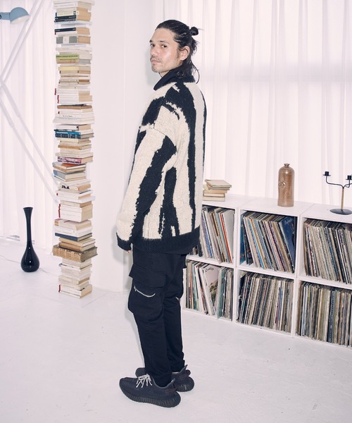 ADAM PATEK(アダムパテック)の「mcg3094- mohair mixed cardigan zebra カーディガン(カーディガン/ボレロ・メンズ・オフホワイト/ブルー・3/1/2)」の16枚目の写真