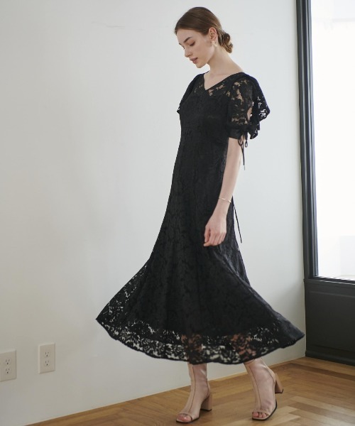 AND COUTURE(アンドクチュール)の「コードレース袖ラッフルワンピース(ワンピース・レディース・ブラック/ミント・MEDIUM)」の16枚目の写真