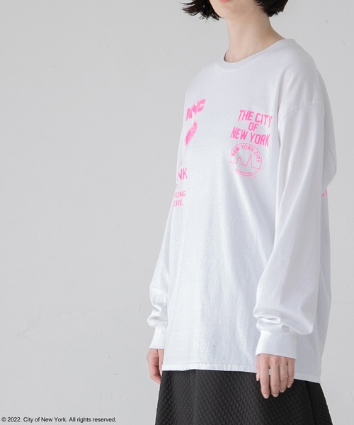 LOWRYS FARM（ローリーズファーム）の「ＮＹＣ　ＬＳ　Ｔｅｅ２　297980（Tシャツ/カットソー・レディース・ホワイト/グレー/ピンク・FREE）」の2枚目の写真
