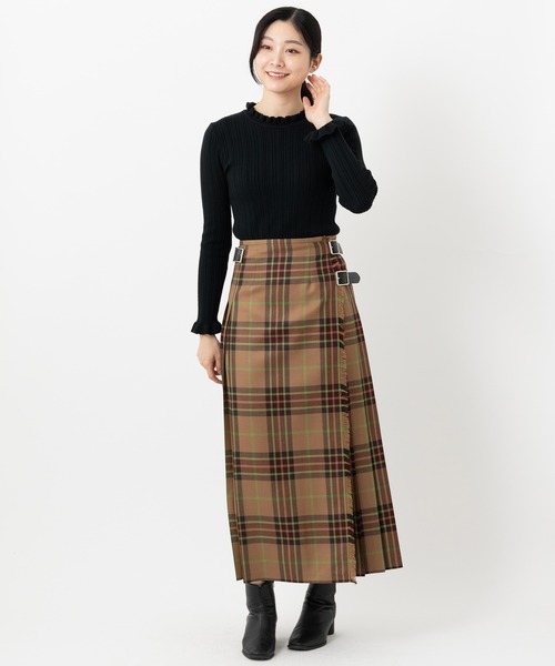 O'NEIL of DUBLIN(オニールオブダブリン)の「O'NEIL OF DUBLIN オニールオブダブリン マキシ丈スカート ウーステッドウール100% 90cm Wワイドベルト(スカート・レディース・ライトブルー/グレー系その他2/インディゴブルー/バイオレット/スモークピンク/ダークネイビー/ピンク/ネイビー系/ネイビー/イエロー/チャコールグレー/カーキ/ブルー/ブルー系その他2/ホワイト×ブラック/ブルー系その他/ダークグリーン/グレイッシュベージュ/ブルー系その他3/ブラウン/ブラック系その他/ブラウン×イエロー/ネイビー系1/ピンク系その他/ライトブラウン/ブラック/ライトグレー/レンガ/グレー系その他/パープル/レッド/グレー/ブルー系その他4/ブルー系その他5/ブラウン系その他/ダークベージュ/ダークブルー/グリーン/ブルー系その他6/ブラウン系その他2/ウィート/グレイッシュブルー/ベージュ系その他/ホワイト×ネイビー/ダークグレー/グレー系その他3/グリーン系その他/ホワイト×グリーン/オレンジ・10/6/8/14/12/4)」の18枚目の写真