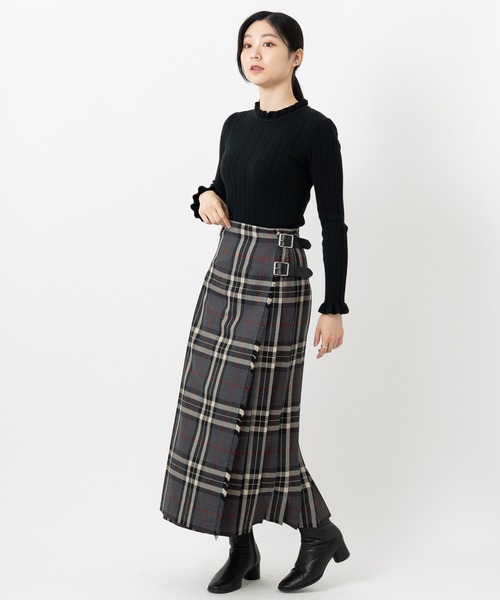 O'NEIL of DUBLIN(オニールオブダブリン)の「O'NEIL OF DUBLIN オニールオブダブリン マキシ丈スカート ウーステッドウール100% 90cm Wワイドベルト(スカート・レディース・ライトブルー/グレー系その他2/インディゴブルー/バイオレット/スモークピンク/ダークネイビー/ピンク/ネイビー系/ネイビー/イエロー/チャコールグレー/カーキ/ブルー/ブルー系その他2/ホワイト×ブラック/ブルー系その他/ダークグリーン/グレイッシュベージュ/ブルー系その他3/ブラウン/ブラック系その他/ブラウン×イエロー/ネイビー系1/ピンク系その他/ライトブラウン/ブラック/ライトグレー/レンガ/グレー系その他/パープル/レッド/グレー/ブルー系その他4/ブルー系その他5/ブラウン系その他/ダークベージュ/ダークブルー/グリーン/ブルー系その他6/ブラウン系その他2/ウィート/グレイッシュブルー/ベージュ系その他/ホワイト×ネイビー/ダークグレー/グレー系その他3/グリーン系その他/ホワイト×グリーン/オレンジ・10/6/8/14/12/4)」の9枚目の写真