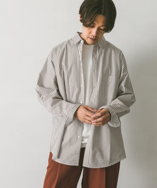 URBAN RESEARCH DOORS(アーバンリサーチドアーズ)の「ライトオックスストライプレギュラーカラーシャツ(シャツ/ブラウス・メンズ・グリーン系その他/ブラウン系その他/ブルー系その他・MEDIUM/SMALL/LARGE)」の5枚目の写真