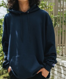 Champion（チャンピオン）の「Champion/チャンピオン HOODED オーバーサイズ プルオーバーパーカー 袖ワンポイント 刺繍ロゴ フーディ  2026年春夏（パーカー）」