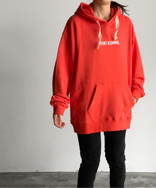 MONT KEMMEL(モンケメル)の「ST: MONT KEMMEL LOGO PRINT HOODY モンケメル ロゴパーカー(パーカー・レディース・チャコールグレー/オレンジ・36/40/38)」の6枚目の写真