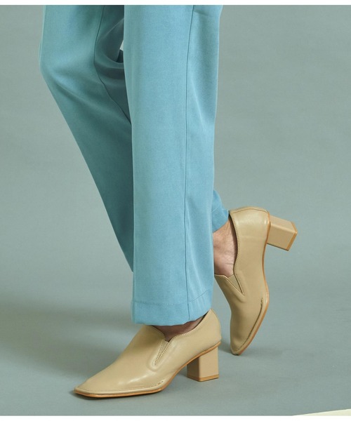 Settimissimo（セッティミッシモ）の「ステッチデザインスクエアートゥシューズ（パンプス・レディース・ブラック/ベージュ・S/M/L）」の4枚目の写真