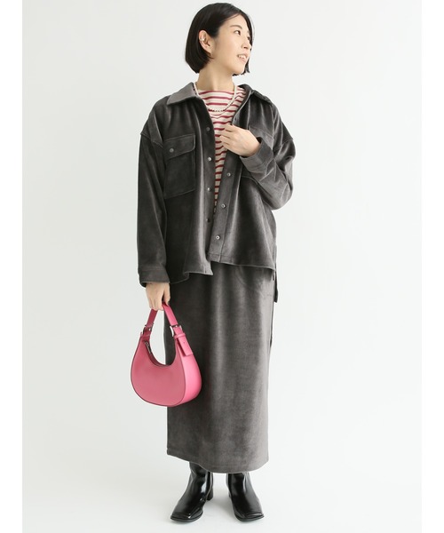 Lugnoncure（ルノンキュール）の「コーデュロイスカート【セットアップ可】（スカート・レディース・オフホワイト/モカ/チャコール・ﾌﾘ-）」の4枚目の写真