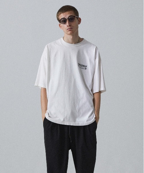 Iroquois(イロコイ)の「VOYAGE T(Tシャツ/カットソー・メンズ・ブラック/レッド系その他/ホワイト・1/3/2)」の4枚目の写真