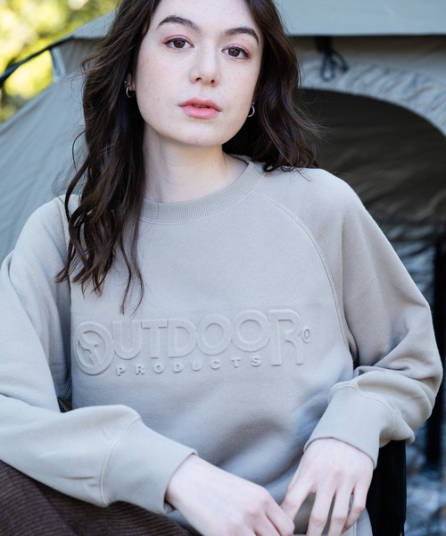 OUTDOOR PRODUCTS APPAREL(アウトドアプロダクツアパレル)の「身頃ボア エンボスブランドロゴ スウェット トレーナー(スウェット・レディース・オリーブ/ネイビー/ベージュ・MEDIUM/LARGE)」の7枚目の写真