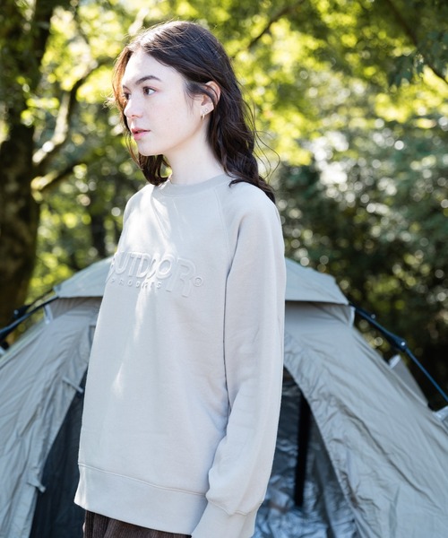 OUTDOOR PRODUCTS APPAREL(アウトドアプロダクツアパレル)の「身頃ボア エンボスブランドロゴ スウェット トレーナー(スウェット・レディース・オリーブ/ネイビー/ベージュ・MEDIUM/LARGE)」の13枚目の写真