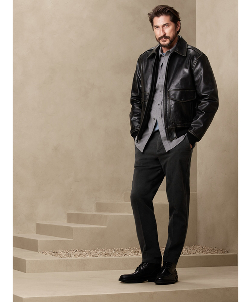 Banana Republic（バナナリパブリック）の「スリム ブラッシュド トラベラーパンツ（その他パンツ・メンズ・カーキ/ベージュ/バーガンディー/チャコールグレー・30/31/32/33/34/29/28）」の2枚目の写真