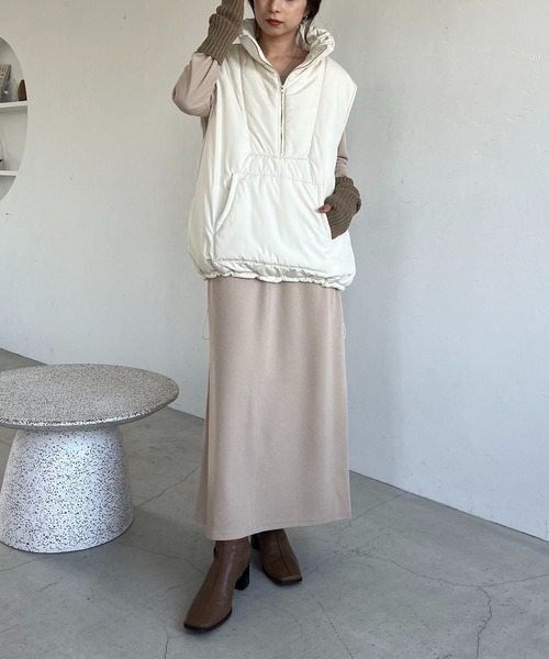 CAPRICIEUX LE'MAGE(カプリシューレマージュ)の「中綿ハーフジップベスト(ダウンベスト・レディース・ブラック/オフホワイト・FREE)」の17枚目の写真