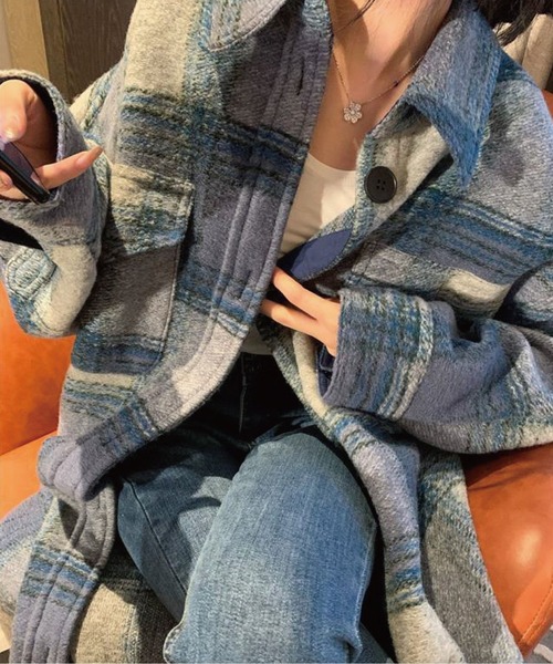 meJane（ミージェーン）の「ゆったりシルエットブロックチェック起毛シャツワンピース（シャツワンピース・レディース・ブルーグレー・FREE）」の2枚目の写真