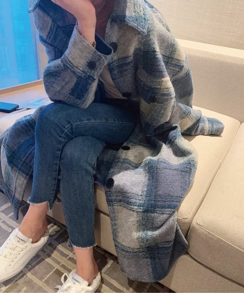 meJane（ミージェーン）の「ゆったりシルエットブロックチェック起毛シャツワンピース（シャツワンピース・レディース・ブルーグレー・FREE）」の4枚目の写真