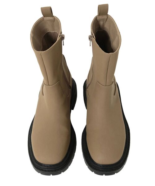 Ungrid（アングリッド）の「トラックソールミドル丈ブーツ（ブーツ