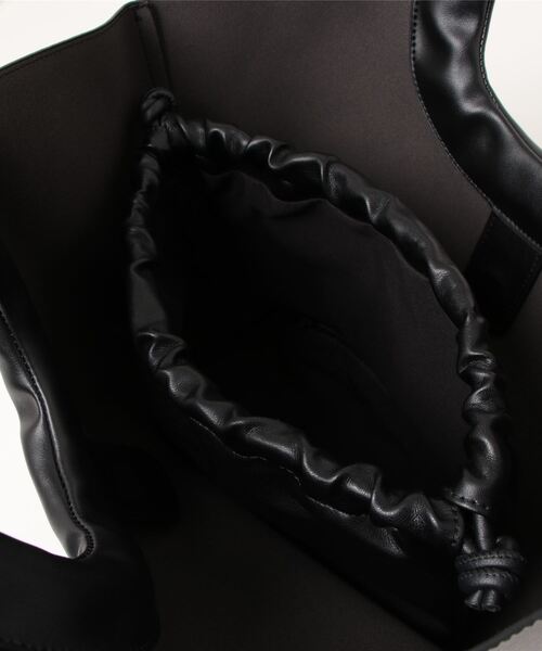 Fun & Daily（ファンアンドデイリー）の「F&D : Big basket hand bag（ハンドバッグ・レディース・ブラック・FREE）」の5枚目の写真