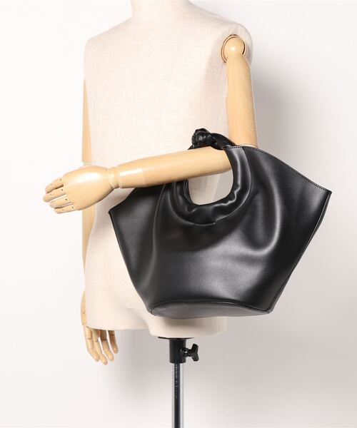 Fun & Daily（ファンアンドデイリー）の「F&D : Big basket hand bag（ハンドバッグ・レディース・ブラック・FREE）」の9枚目の写真